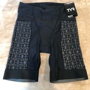 TYR Women's Black Competitor Triathlon Shorts Size Large New With Tags